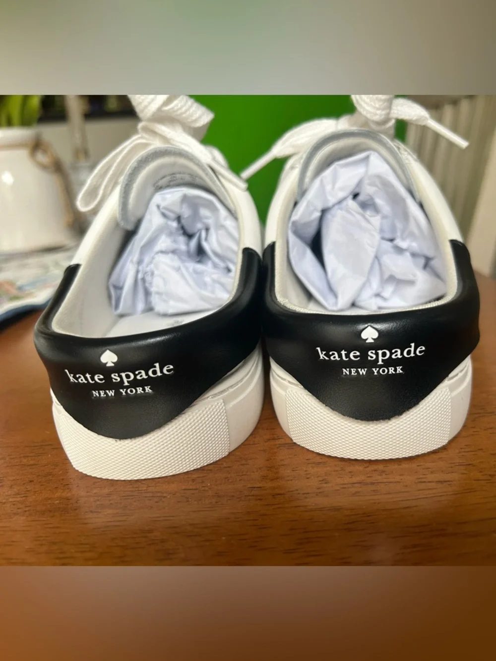 Kate ♠️ Spade Leather Mule Sneakers with Black Heart Patch, size 8.5B - Picture 4 of 9